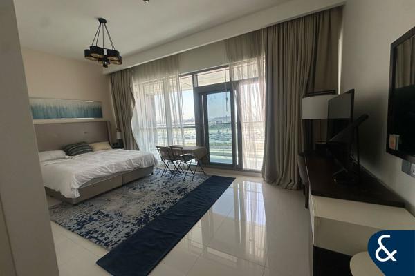Modern Studio| Vacant | Fully Furnished
